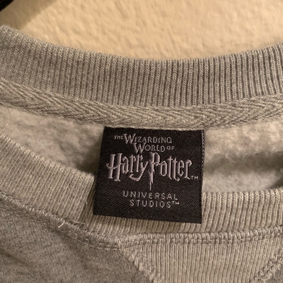 Harry Potter sweatshirt. Size xsmall - Picture 5 of 6